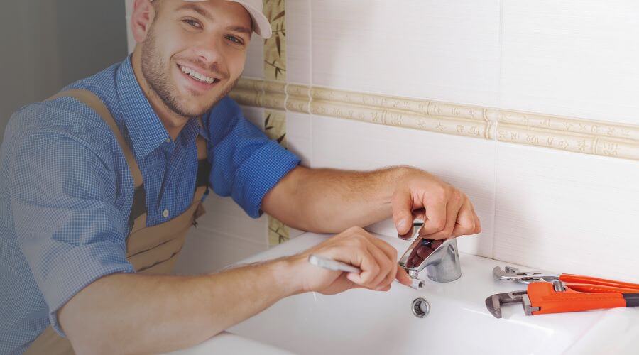Handle or spout repair in New Hyde Park, NY